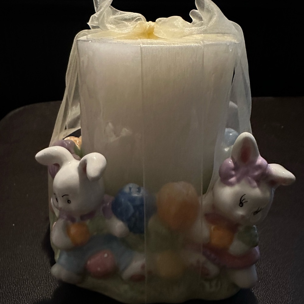 EASTER BUNNY CANDLE